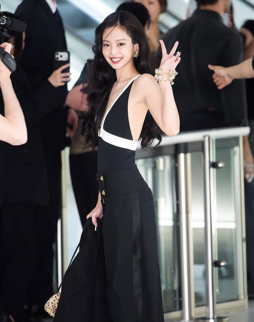 1781068982 (1).jpg