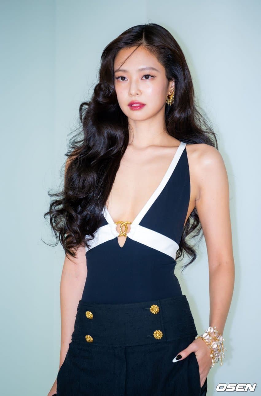 1780918099 (1).jpg