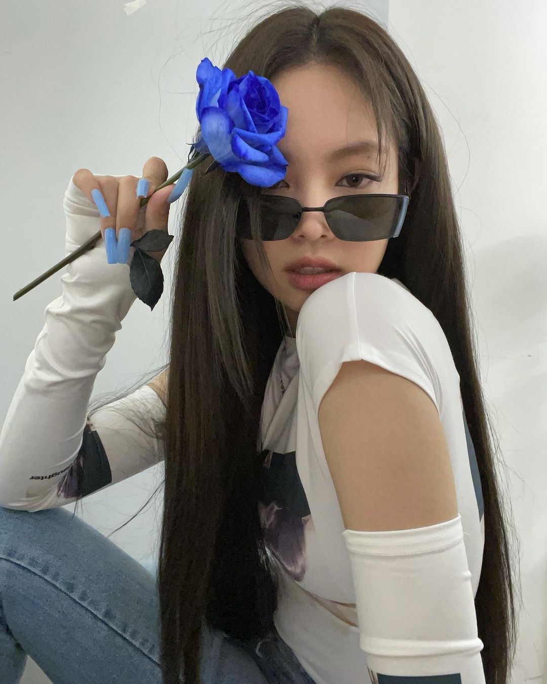 jennierubyjane_20210428_174729_5.jpg