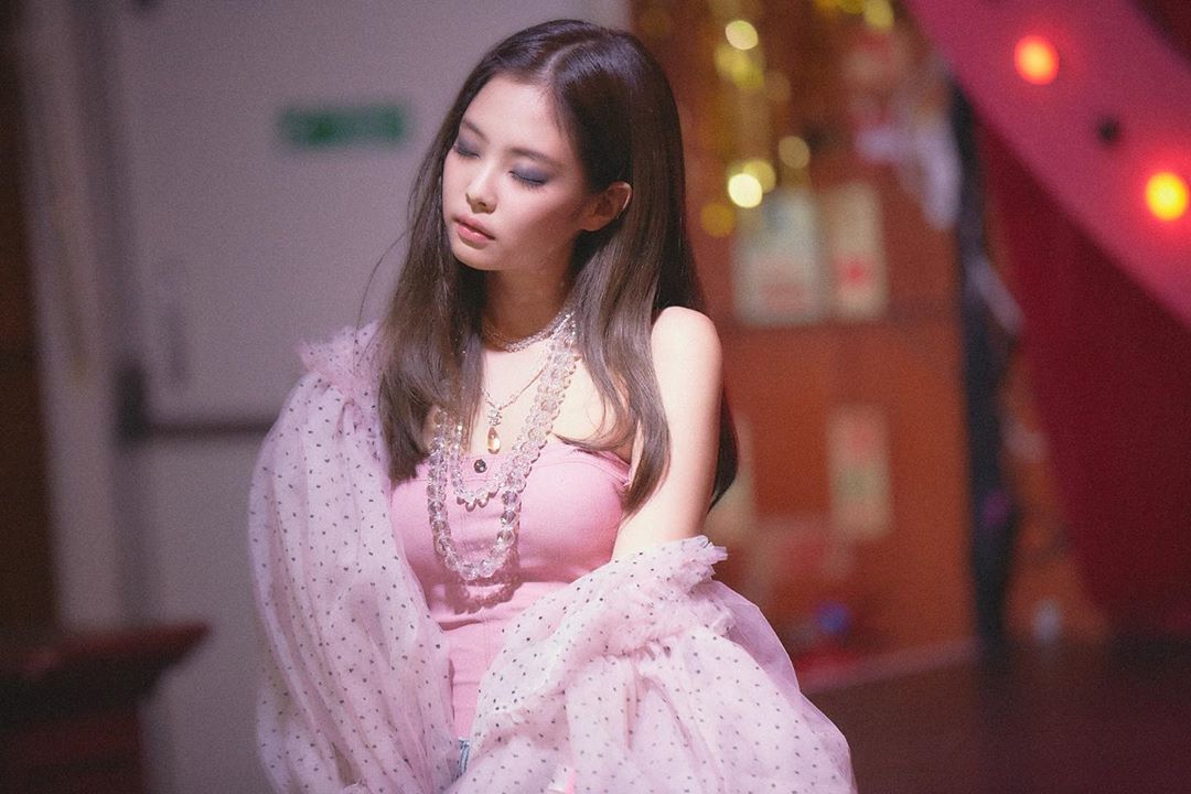 jennierubyjane_4_B42RafgjC-P_.jpg