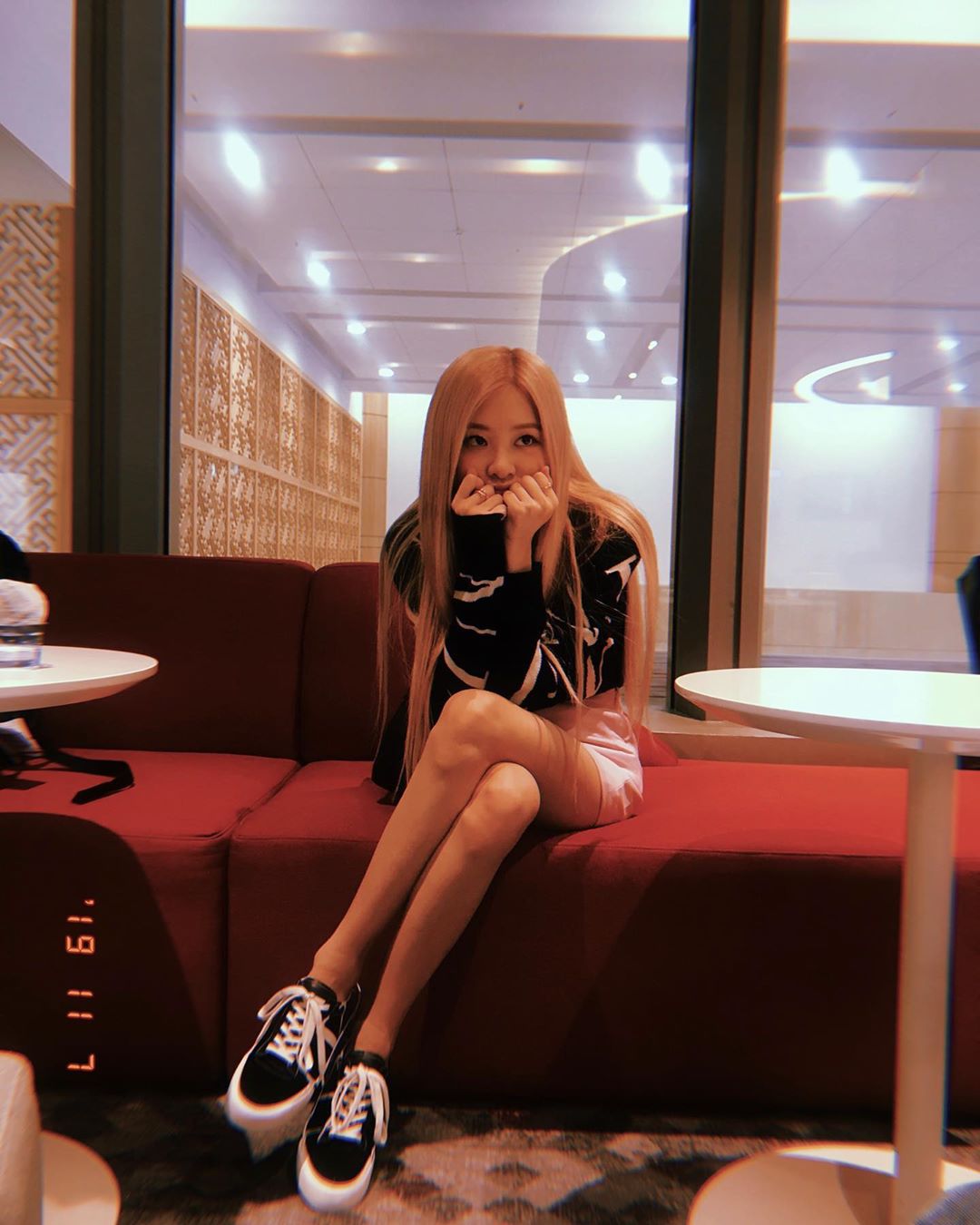 roses_are_rosie_3_B4jyZhHBhOW_.jpg