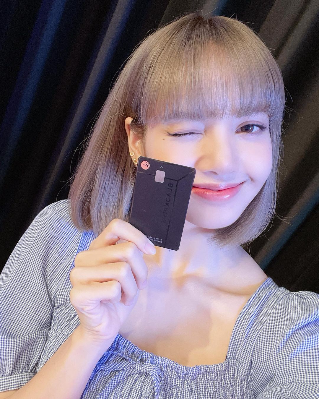 lalalalisa_m_1628921734_2639909303094092430_8012033210.jpg