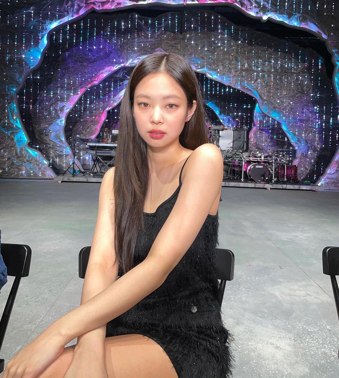 jennierubyjane_20210128_150403_1.jpg