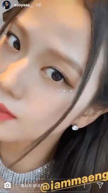 jisoo95-20200711-175455-001.gif