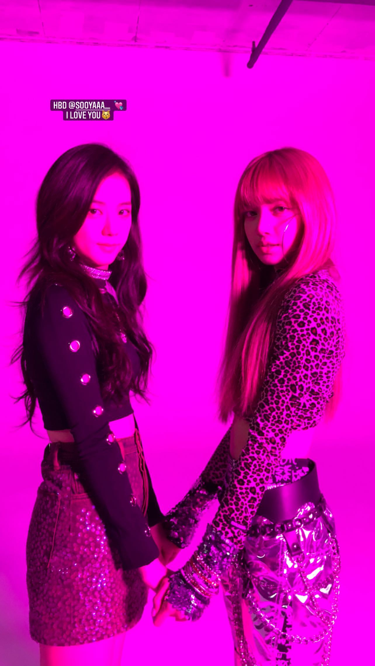 blackpink-20220103-011348-000.jpg