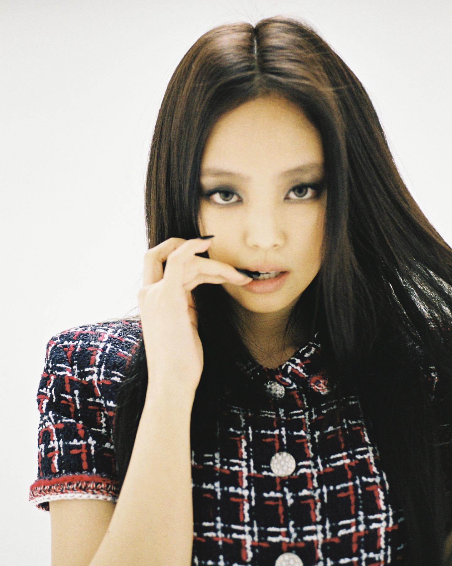 jennierubyjane_20200629_224011.jpg