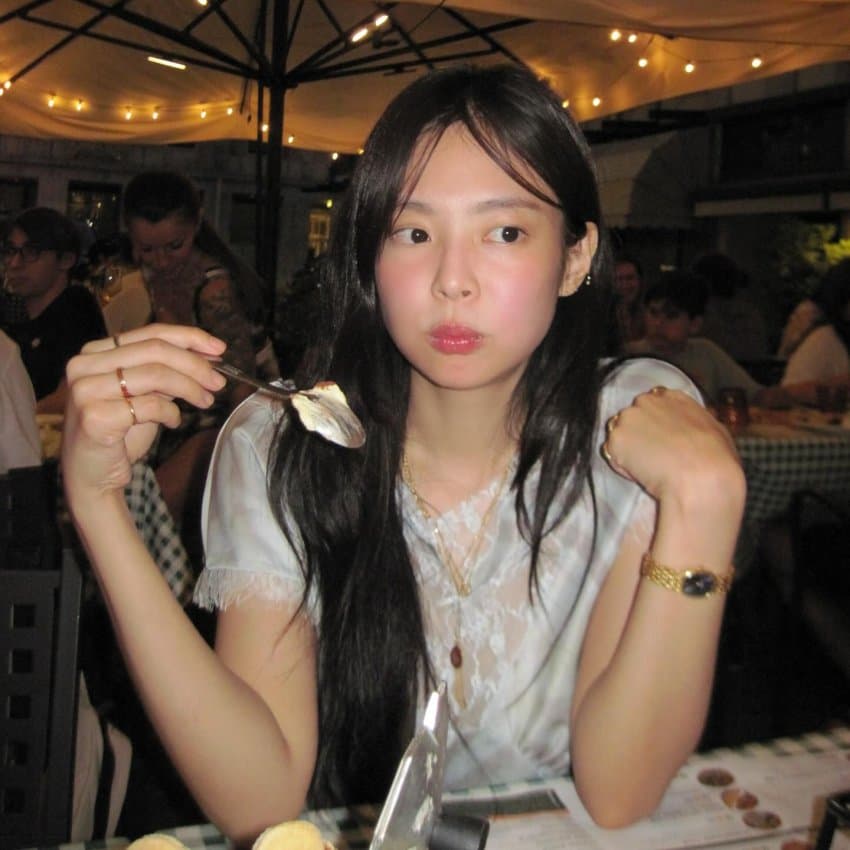 1756776731 (3).jpg
