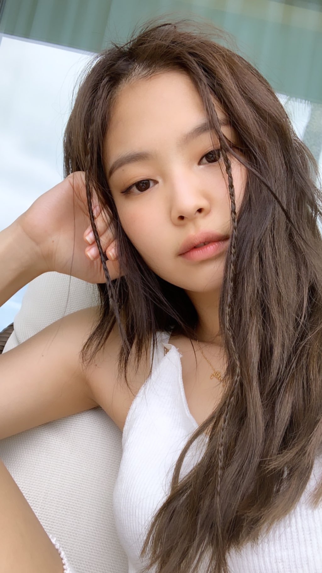 StorySaver_jennierubyjane_67845274_459402701583067_1010121769606639511_n.jpg