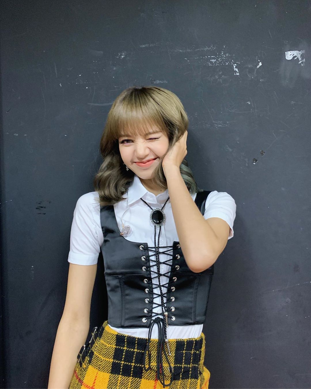 blackpink-20190922-134205-000.jpg