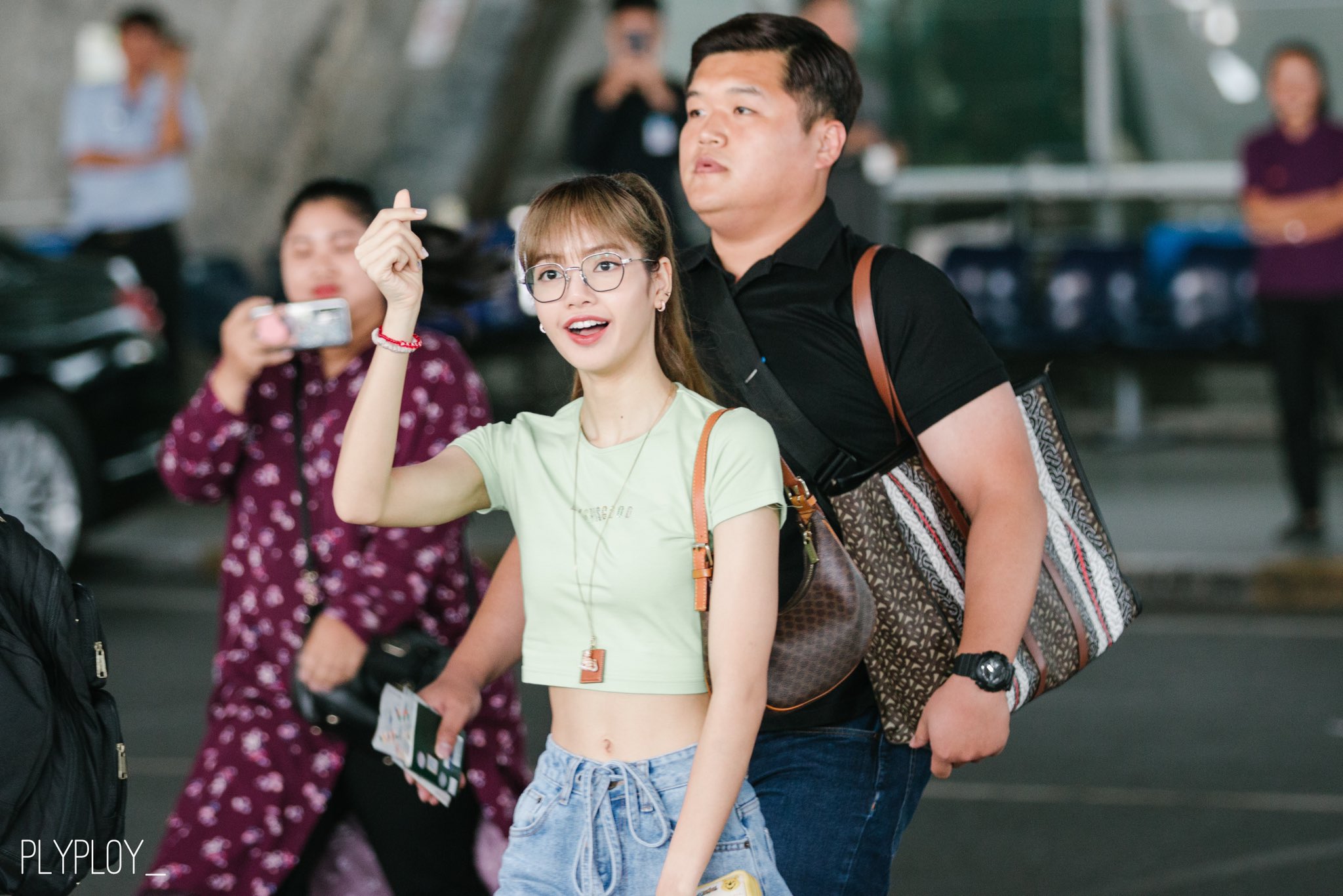 blackpink-20191003-172142-013.jpg