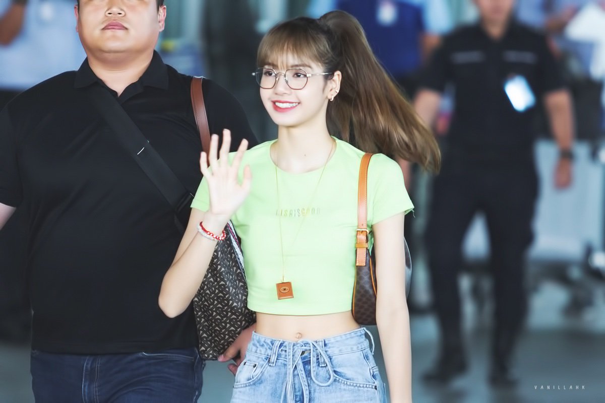 blackpink-20191003-172711-006.jpg