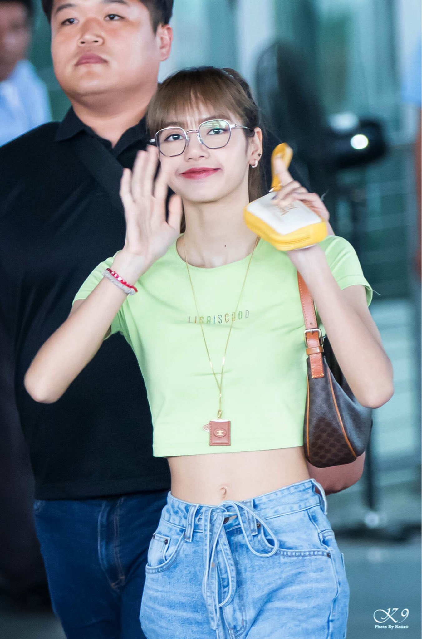 blackpink-20191003-172658-001.jpg