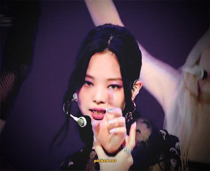 jennie-20200713-111914-001.gif