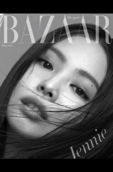 harpersbazaarkorea_20210320_140052_0_1_1.gif