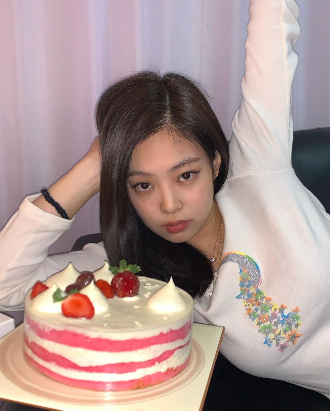 jennierubyjane_2_B7VPUcYH5RZ_.jpg