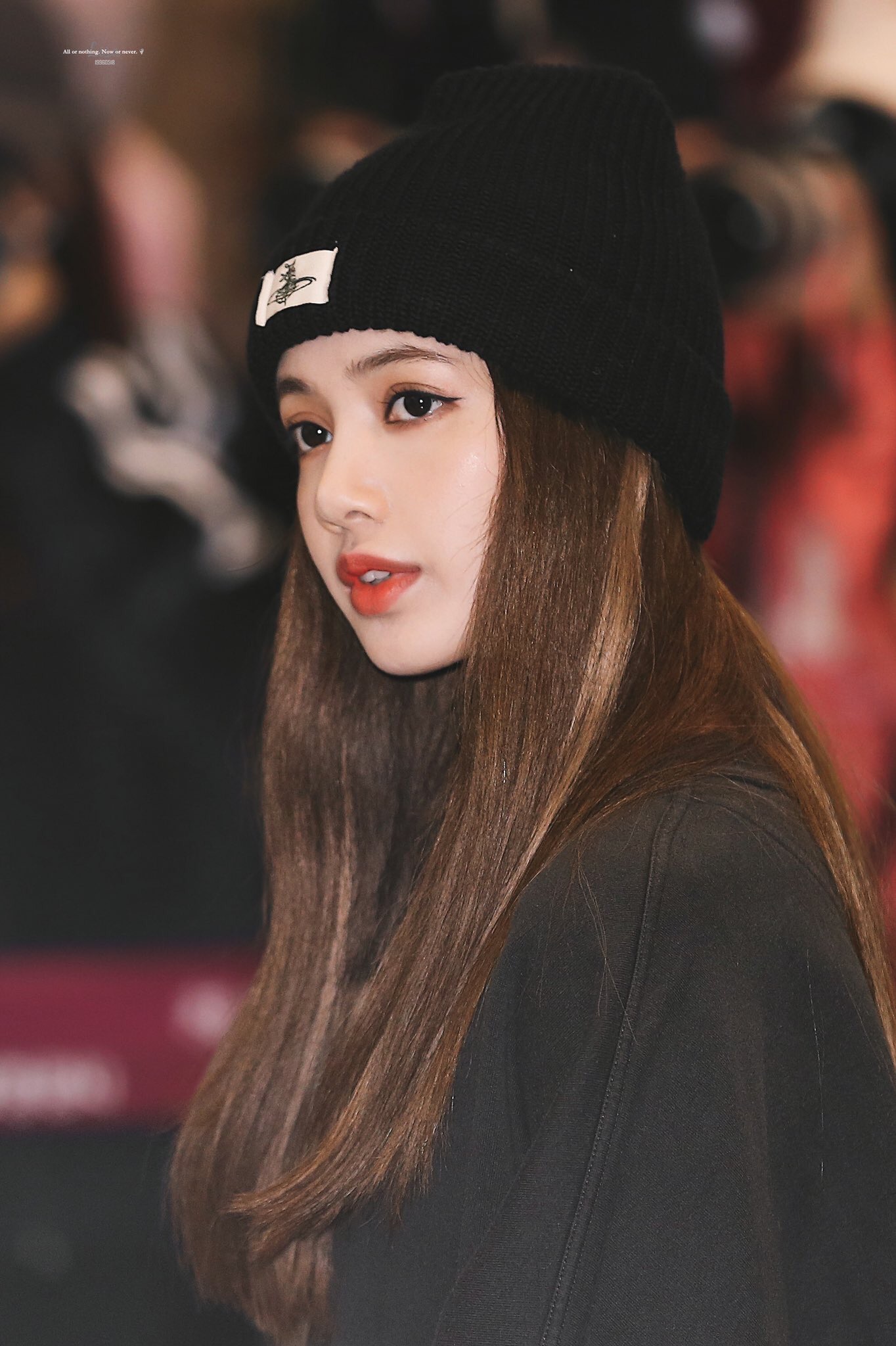 blackpink-20191020-185850-000.jpg