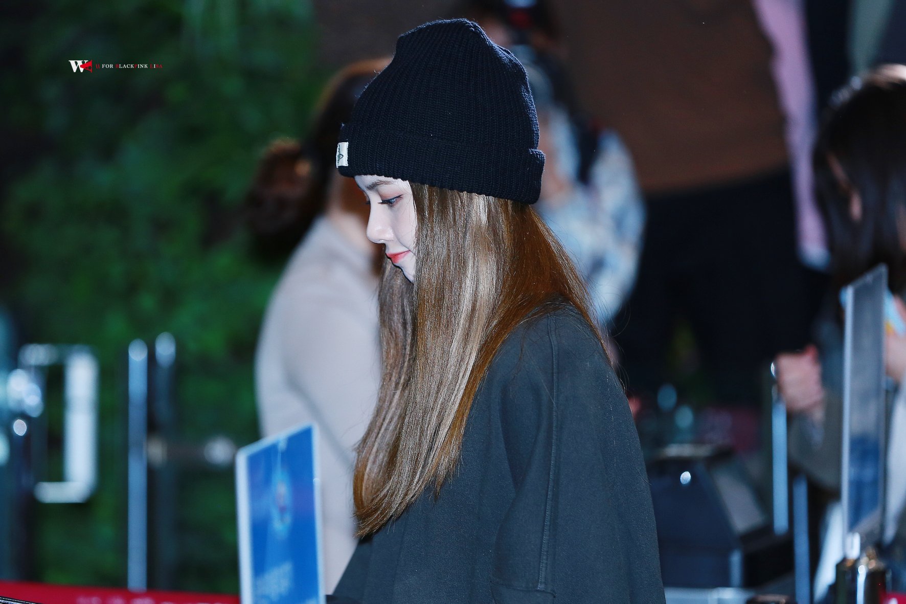 blackpink-20191020-185837-003.jpg