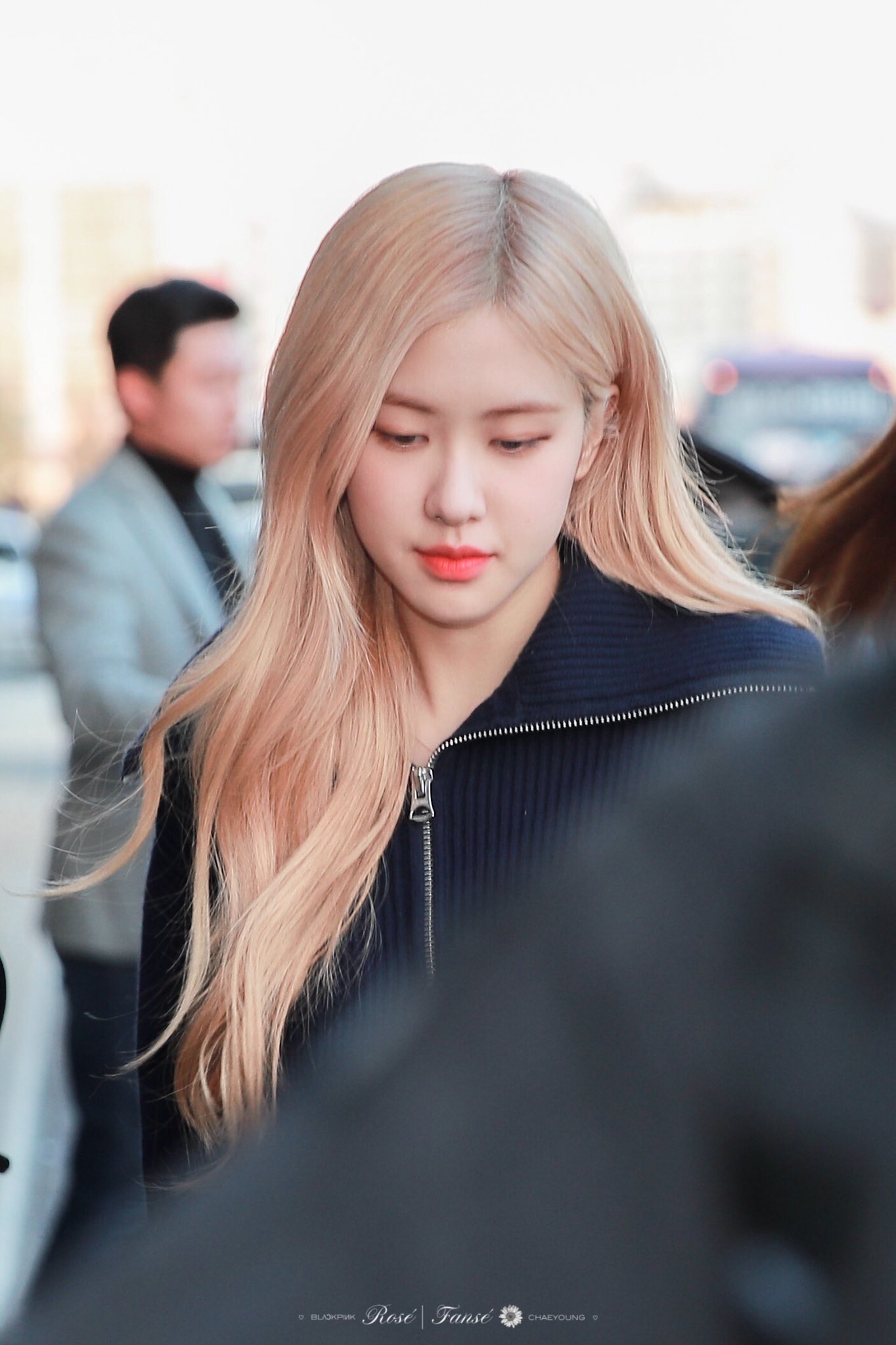 blackpink-20191020-185952-000.jpg