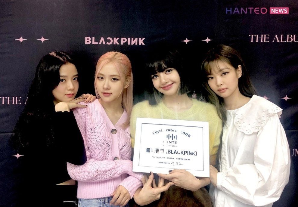 blackpink-20201015-175800-001.jpg