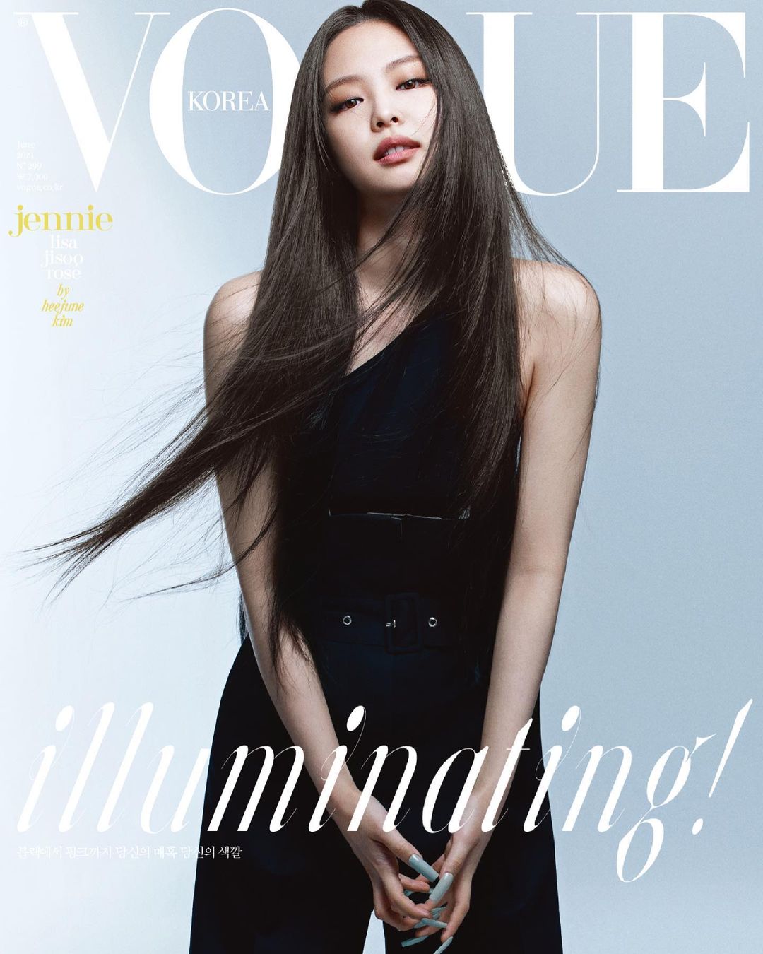 voguekorea_1620997546_2573436401611518308_316489712.jpg