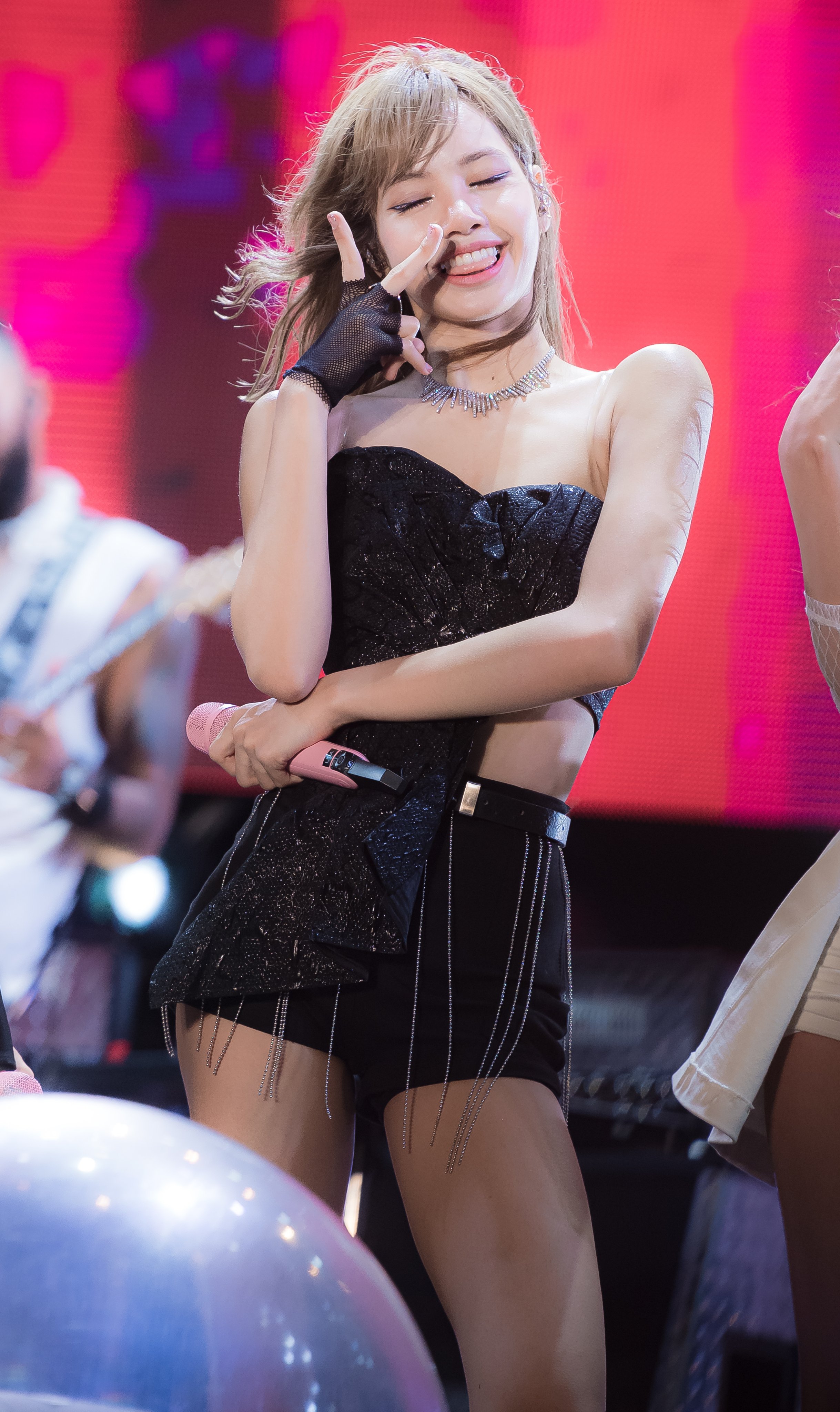 blackpink-20190907-232005-003.jpg