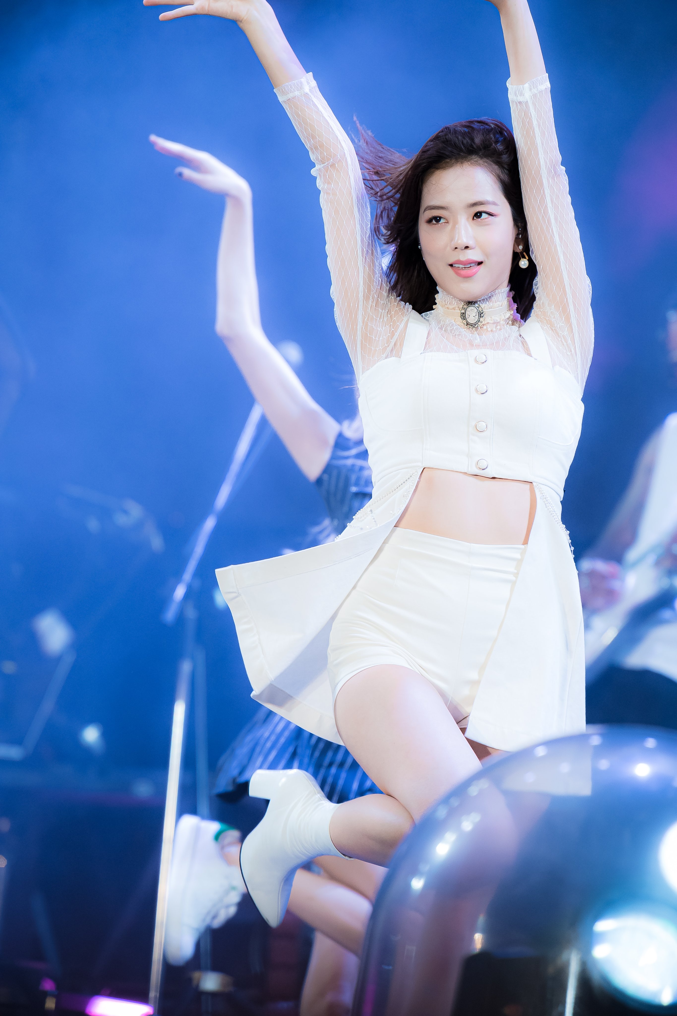 blackpink-20190907-232307-001.jpg