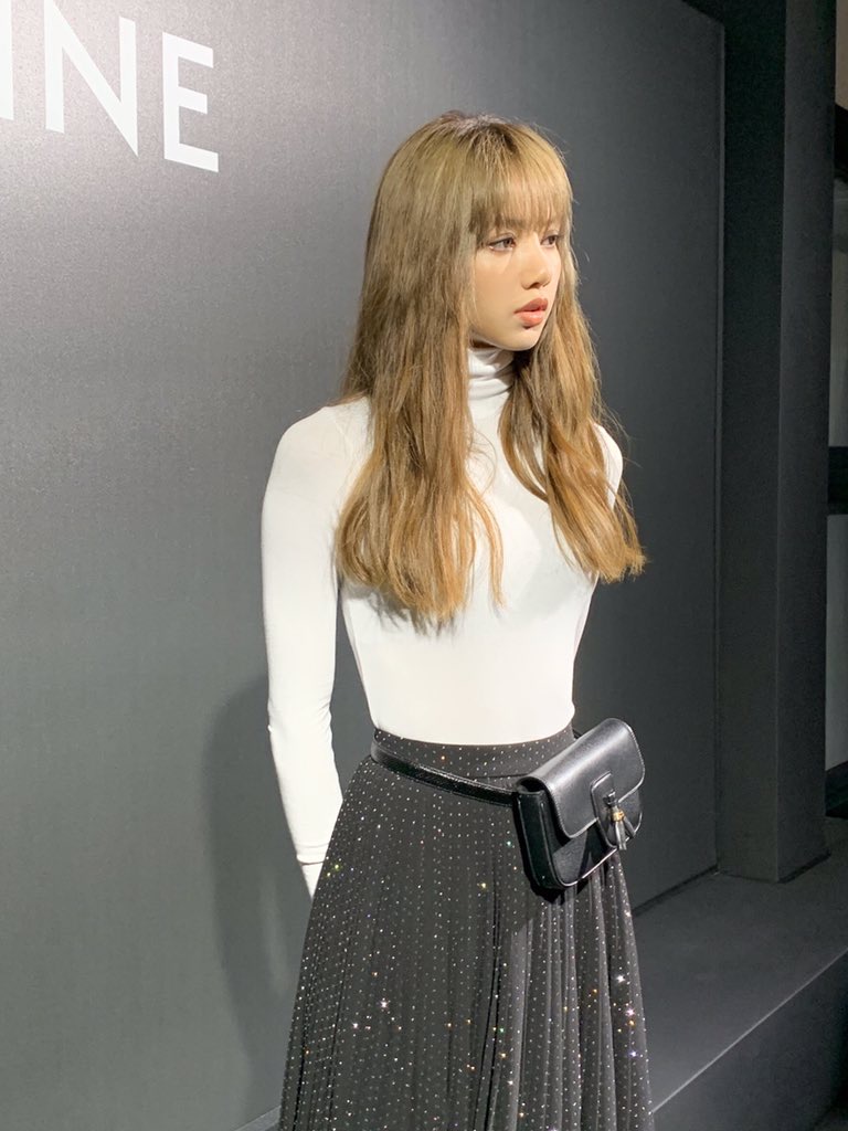 blackpink-20190928-072608-000.jpg