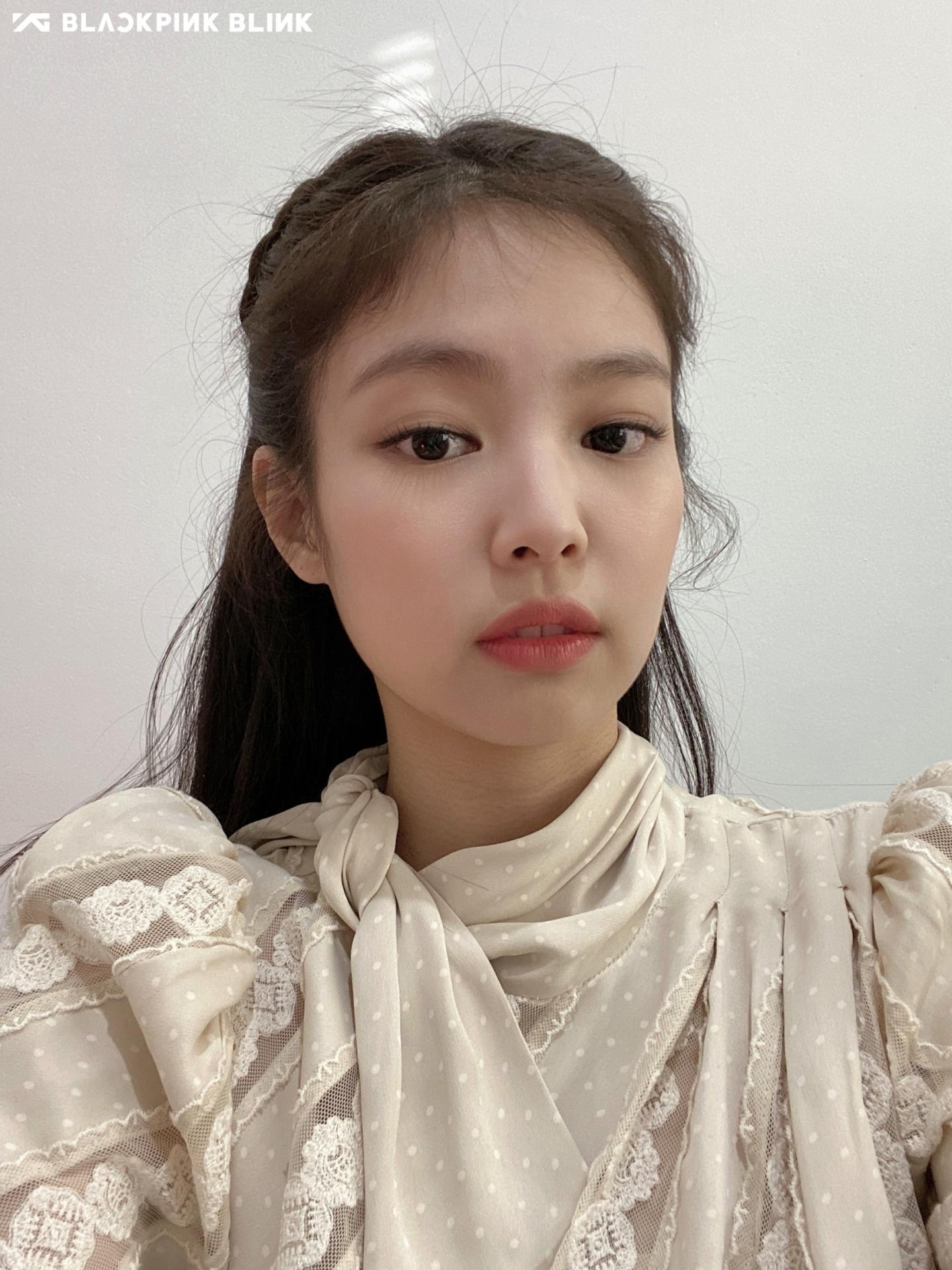 2.HBD_JENNIE.jpg