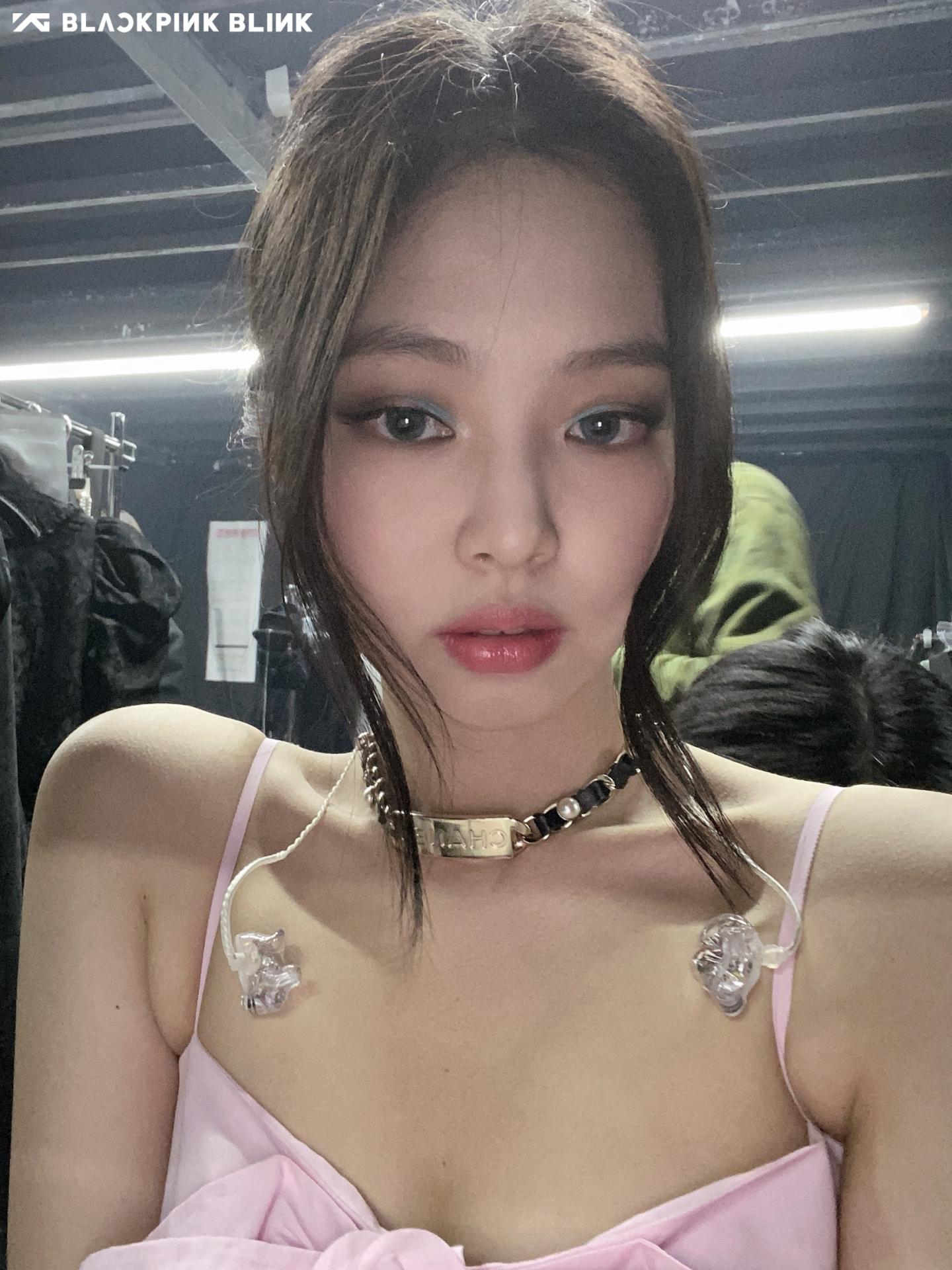 1.HBD_JENNIE.jpg